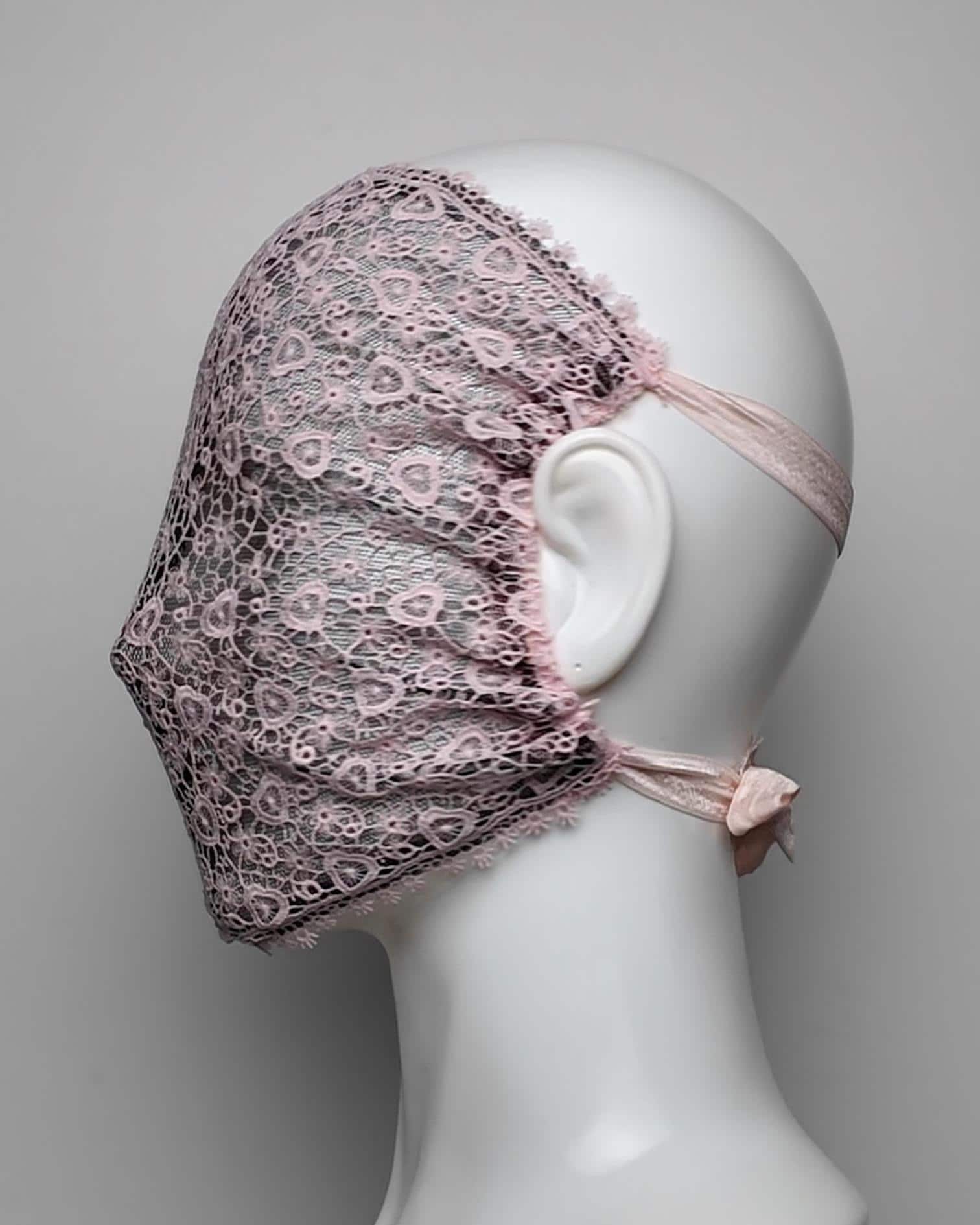 Chantilly Heart Lace Full Face Mask